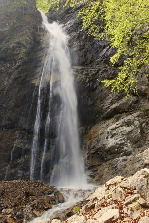  1 Šútovský vodopád - výška 37 m