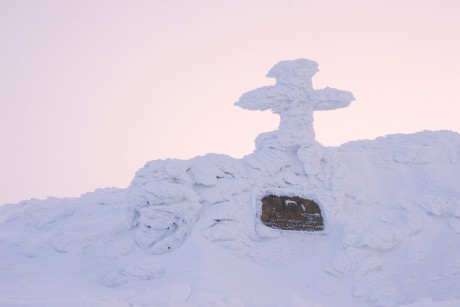 01 Pomník Jana Messnera a Štefana Spusty