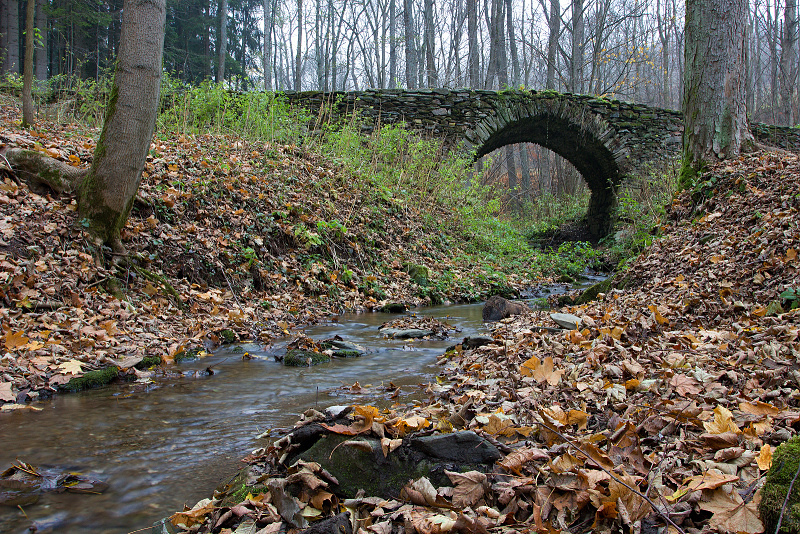 36 Sklenářovice - kamenný most